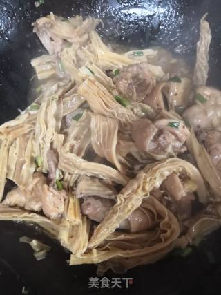 Stewed Yuba with Chicken Nuggets recipe