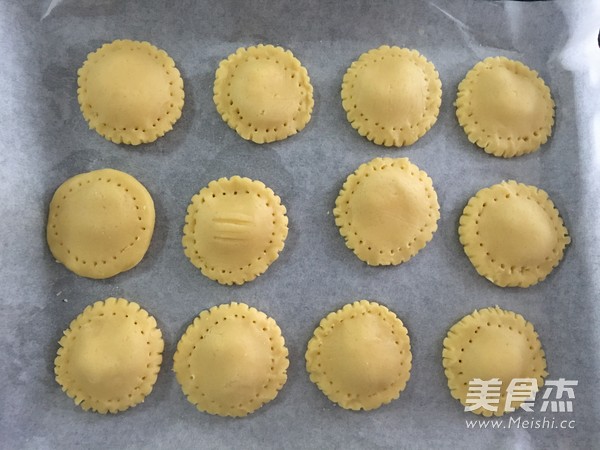 Shrimp and Cheese Savory Pie recipe
