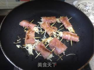 Bacon Enoki Mushroom Roll recipe