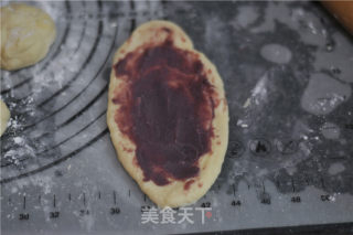 #四session Baking Contest and is Love to Eat Festival#purple Sweet Potato and Red Bean Roll Bread Flower recipe