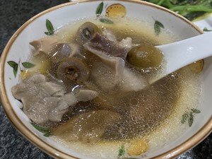 Abalone Pork Lung Ophiopogon Dendrobium Olive Soup recipe