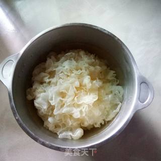 #年味# White Fungus and Red Orange Soup recipe