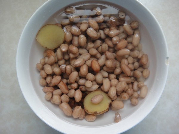 Peanuts Mixed with Green Beans recipe
