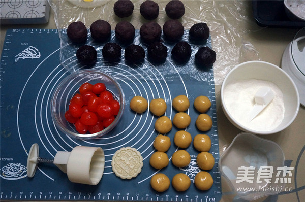 Mooncakes with Egg Yolk and Red Bean Paste recipe