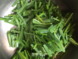 Egg Soup with Fresh Shells, Chives and Chives recipe