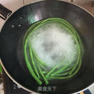 Carob in Gourd Sauce recipe