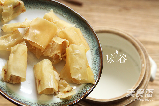 Milk Stewed Flower Gum recipe