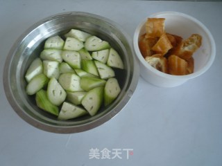 Fried Loofah with Fried Dough Sticks recipe