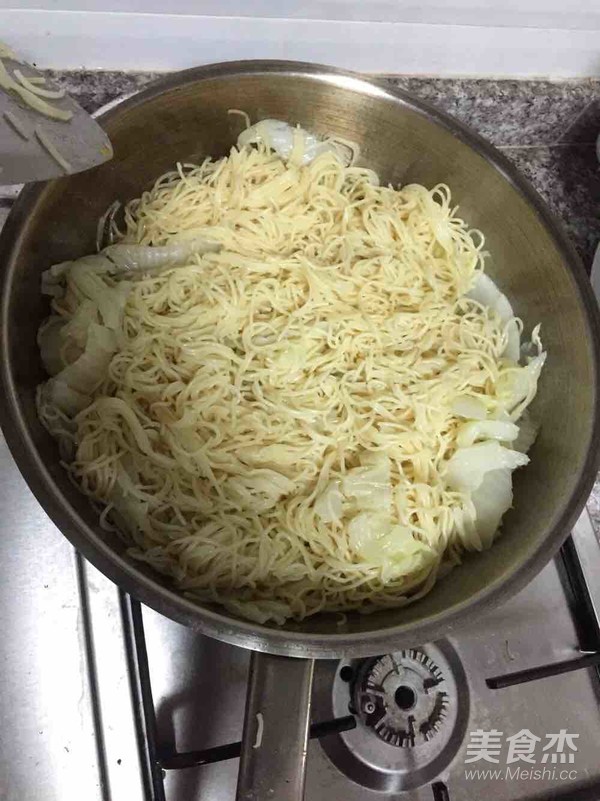 Unique Fried Noodles recipe