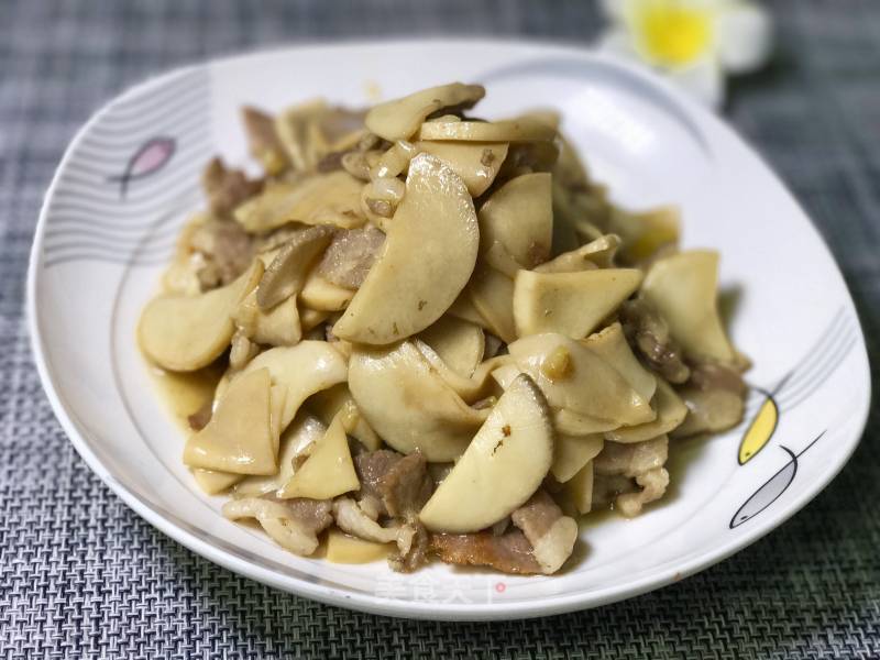 Fried Pork with Pleurotus Eryngii recipe