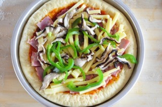 Bacon Pastoral Pizza recipe