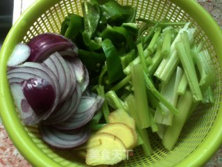 Stir-fried Raw Intestines with Crispy Peppers recipe