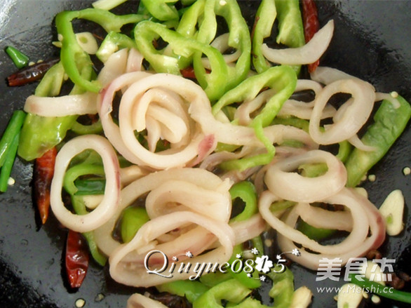 Fried Squid Rings with Hot Pepper recipe