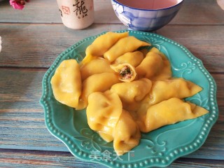 Dumplings Cooked with Corn Dumpling Flour and Dandelion Meat recipe