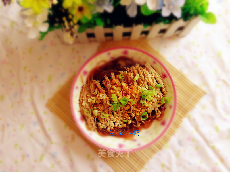 Enoki Mushroom with Garlic recipe