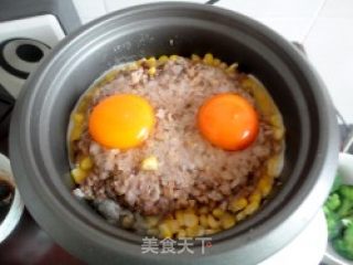 A Nutritious Lunch for Two-----mushroom Meat Cake Nest Egg Rice recipe