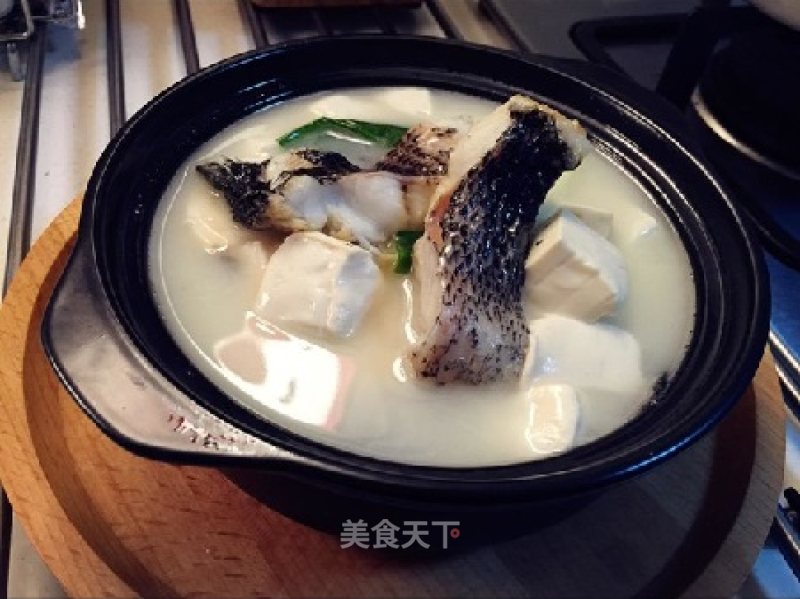 Tide White Black Fish with Soft Tofu and Delicious Gluttonous Black Tofu Fish Soup recipe