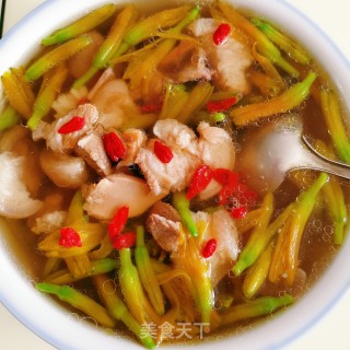 Trouser Leg Meat Cuttlefish Daylily Soup recipe