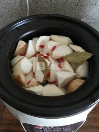 Corn and Pleurotus Rib Soup recipe