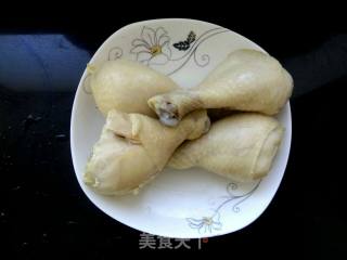 Braised Chicken Thigh with Potatoes and Mushrooms recipe