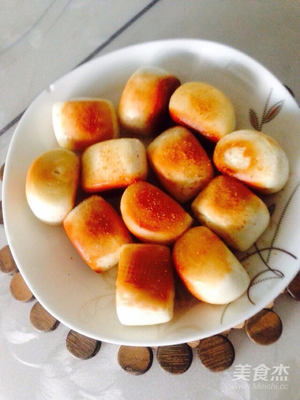 Pan-fried Milk Flavored Bun recipe