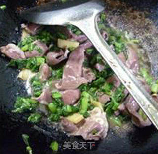 Stir-fried Pork Heart with Pickled Vegetables recipe