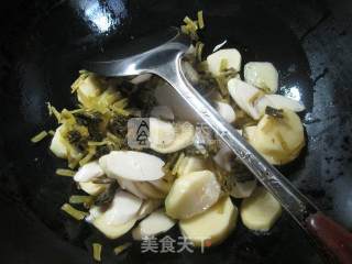 Boiled Potatoes with Bamboo Shoots recipe