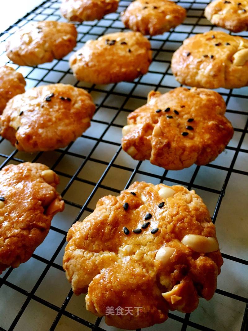 Peanuts and Peach Crisps recipe