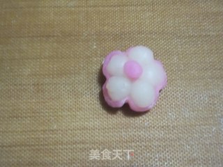 Everyone Loves Super Cute and Beautiful ---- Rabbit Rice Cake Cake recipe