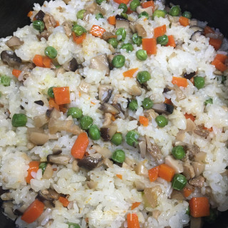 Seasonal Vegetable Diced Pork Glutinous Rice recipe