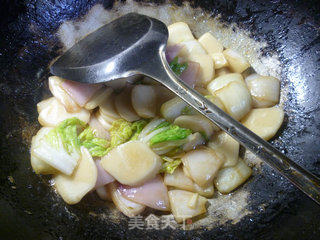 Stir-fried Rice Cake with Onion and Cabbage recipe