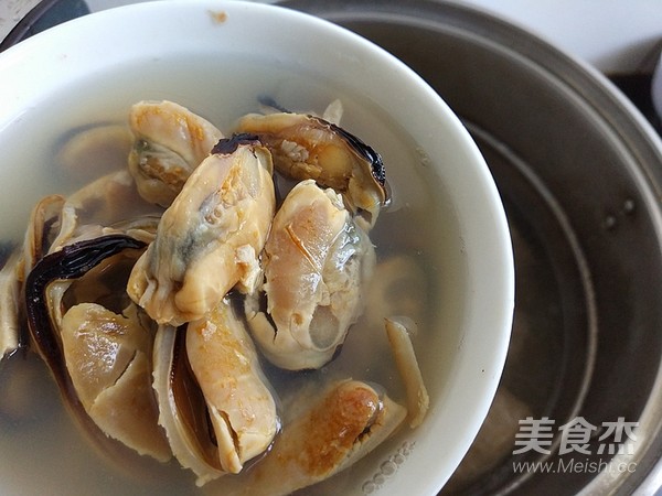 Mussels Pork Bone Soup recipe