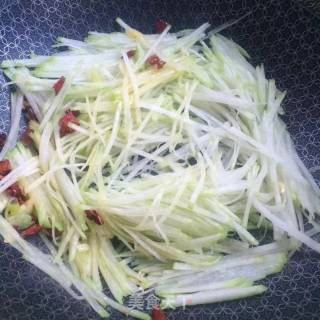 Vegetarian Stir-fried Shredded Radish recipe