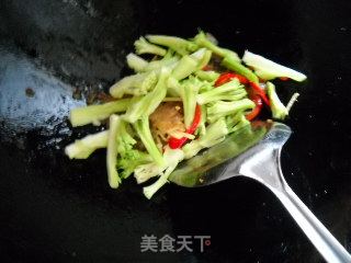 Stir-fried Sausage with Broccoli Stem recipe