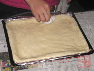 There is A Small Kitchen at Home--little Mm Learns to Make Pizza recipe