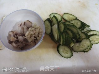 Fried Cucumber with Sliced Pork recipe