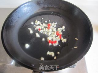 Dried Scrambled Eggs with Radish recipe