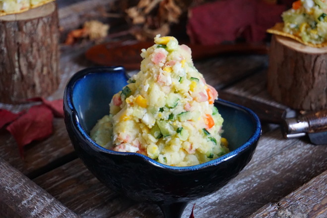 Learn The Simple and Delicious Japanese Mashed Potato Salad in 1 Minute recipe