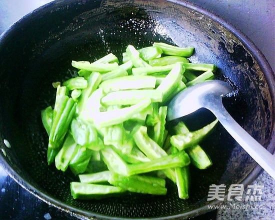 Emerald Bitter Gourd recipe