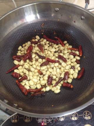 Spicy Crispy Peanuts recipe