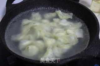 Fresh Shrimp and Shepherd's Purse Wonton recipe