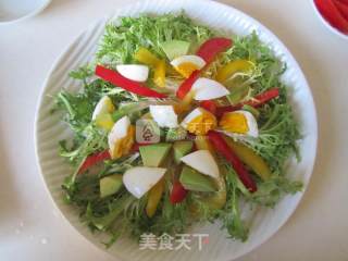 Spring Slimming---egg Avocado Bitter Chrysanthemum Salad Vs Toast recipe