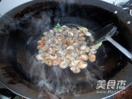 Boiled Flower Snail recipe