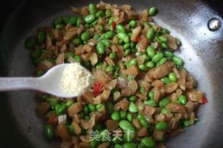 Fried Edamame with Dried Radish recipe