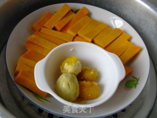 Baked Pumpkin with Salted Egg Yolk recipe