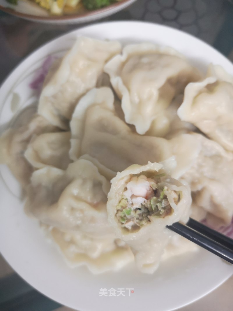 Shrimp and Celery Dumplings recipe