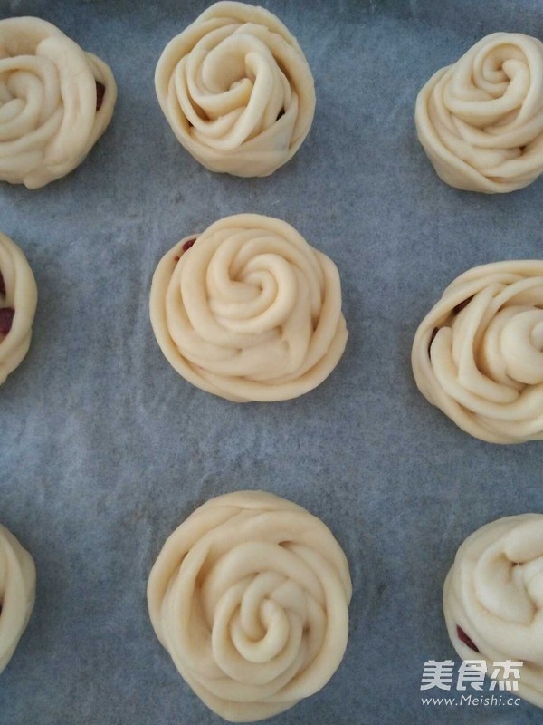 Rose Buns recipe