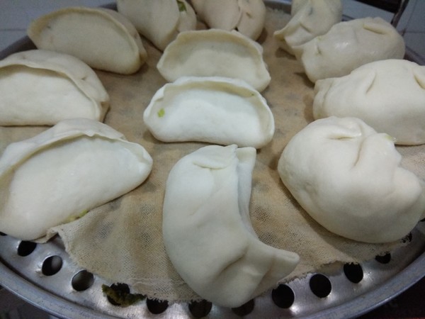 Steamed Dumplings with Vegetarian Stuffing recipe