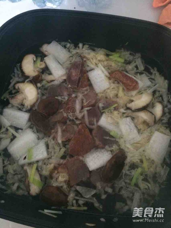 Sauerkraut Beef Vermicelli Soup recipe