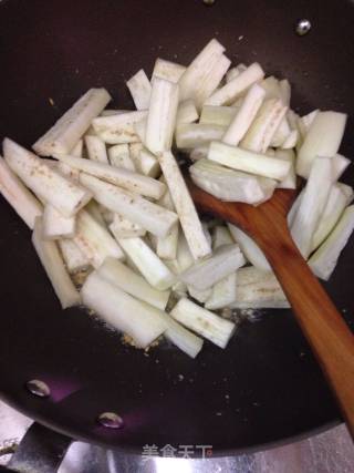 Stir-fried White Eggplant with Garlic recipe
